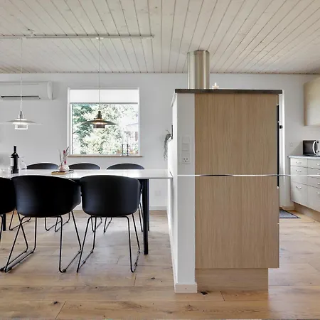 3 Bedroom Stunning In * Neksø