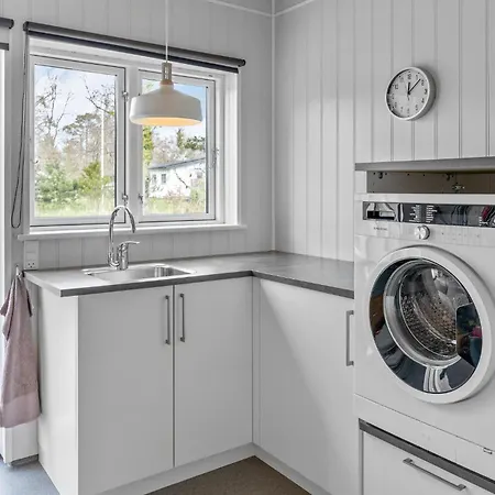 3 Bedroom Stunning In *